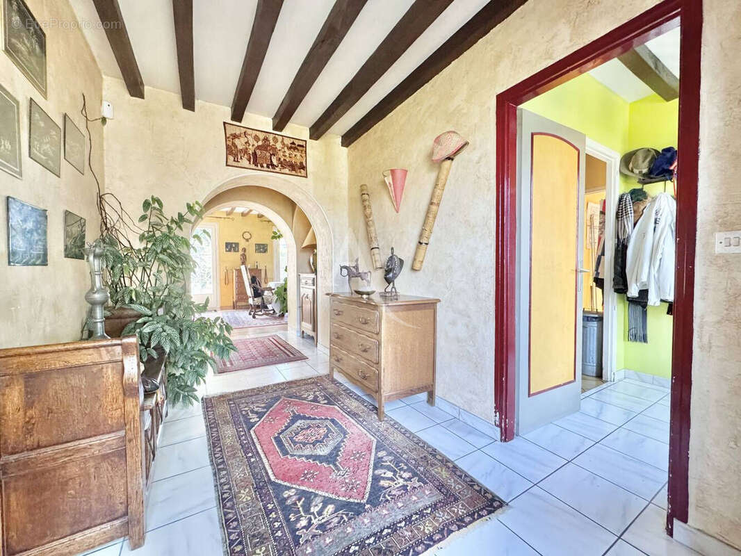 Maison Ozoir La Ferriere 7 pièce(s) 170 m2 - photo 2