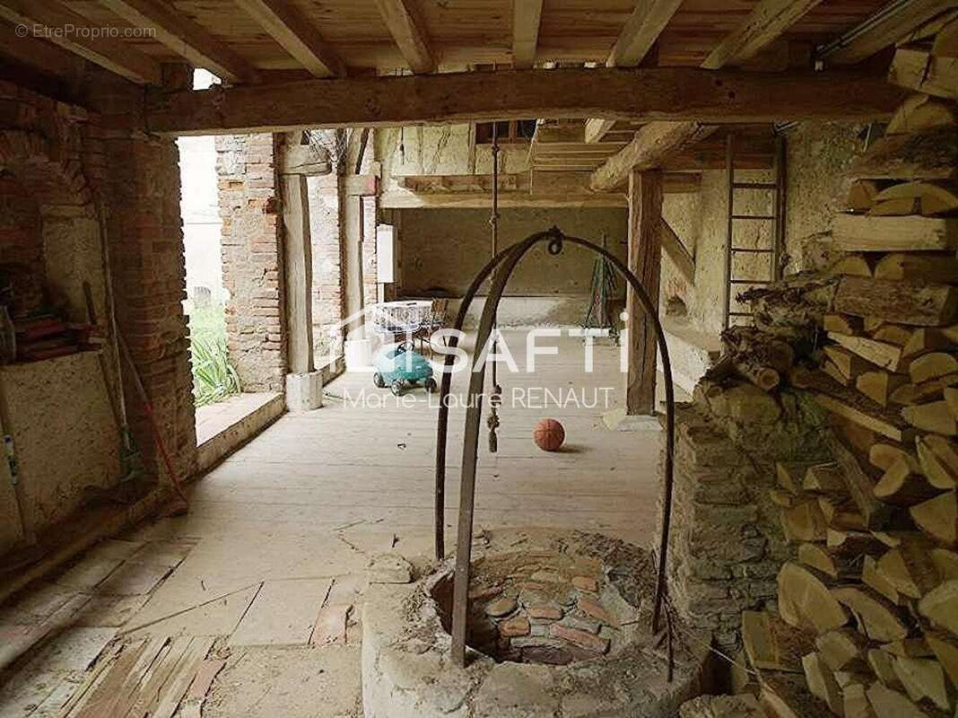 Maison 240 m² à Graulhet  - photo 2