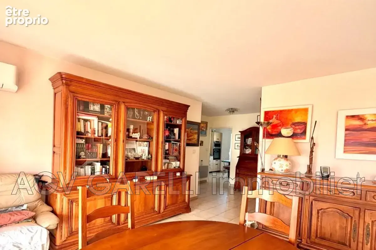 Appartement 3 pièces 72 m² à vendre à Hyeres (83400) - photo 4