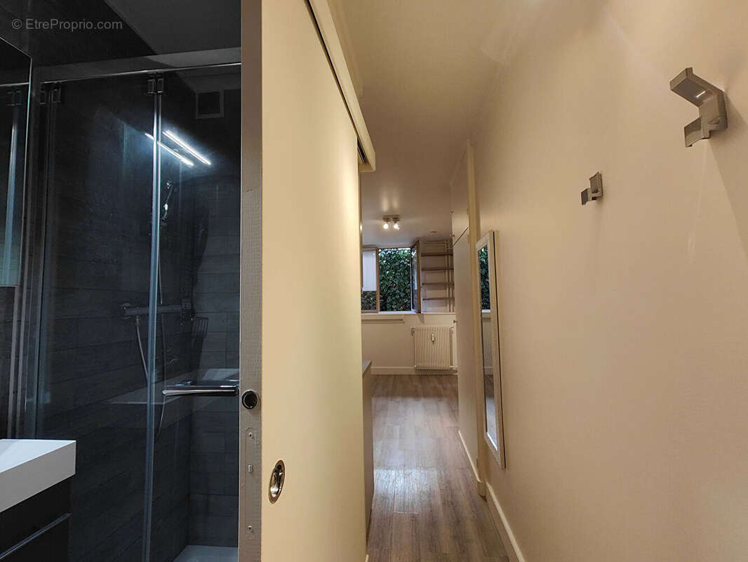 Appartement à PARIS-7E