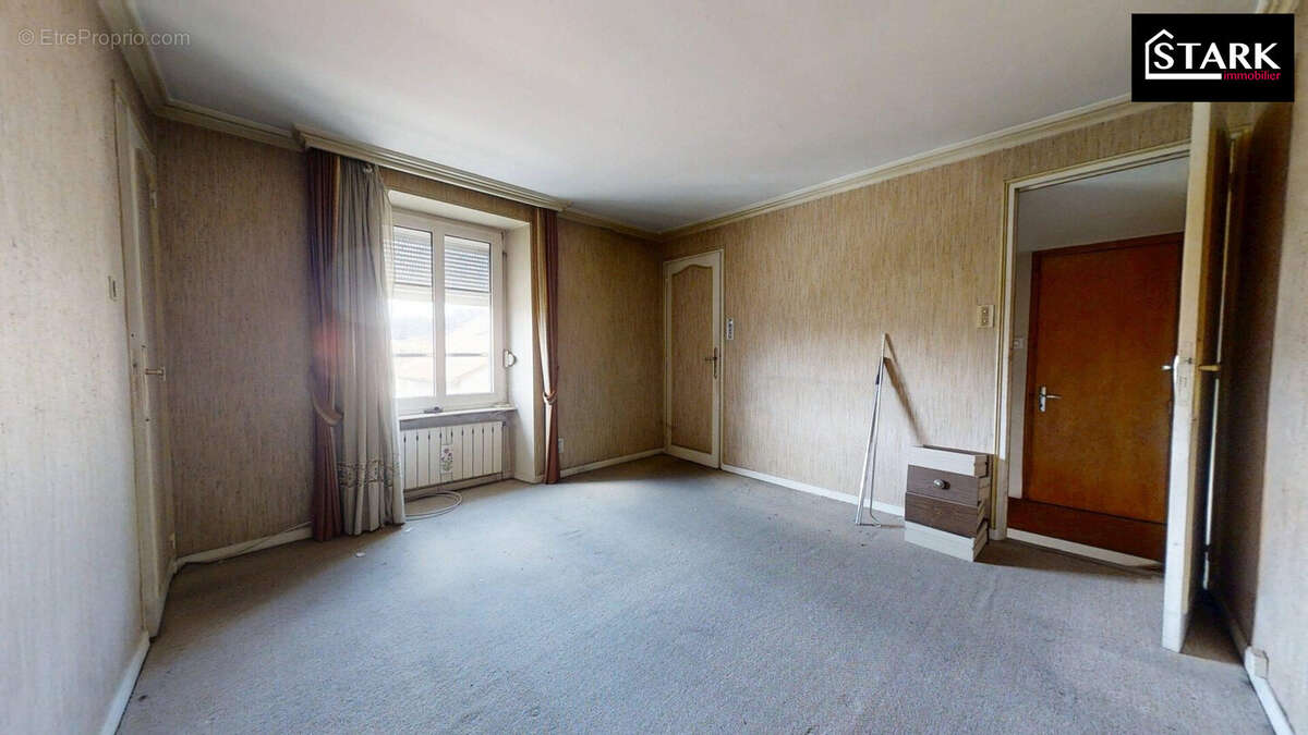 Appartement 95 m² à Colombier-Fontaine  - photo 8