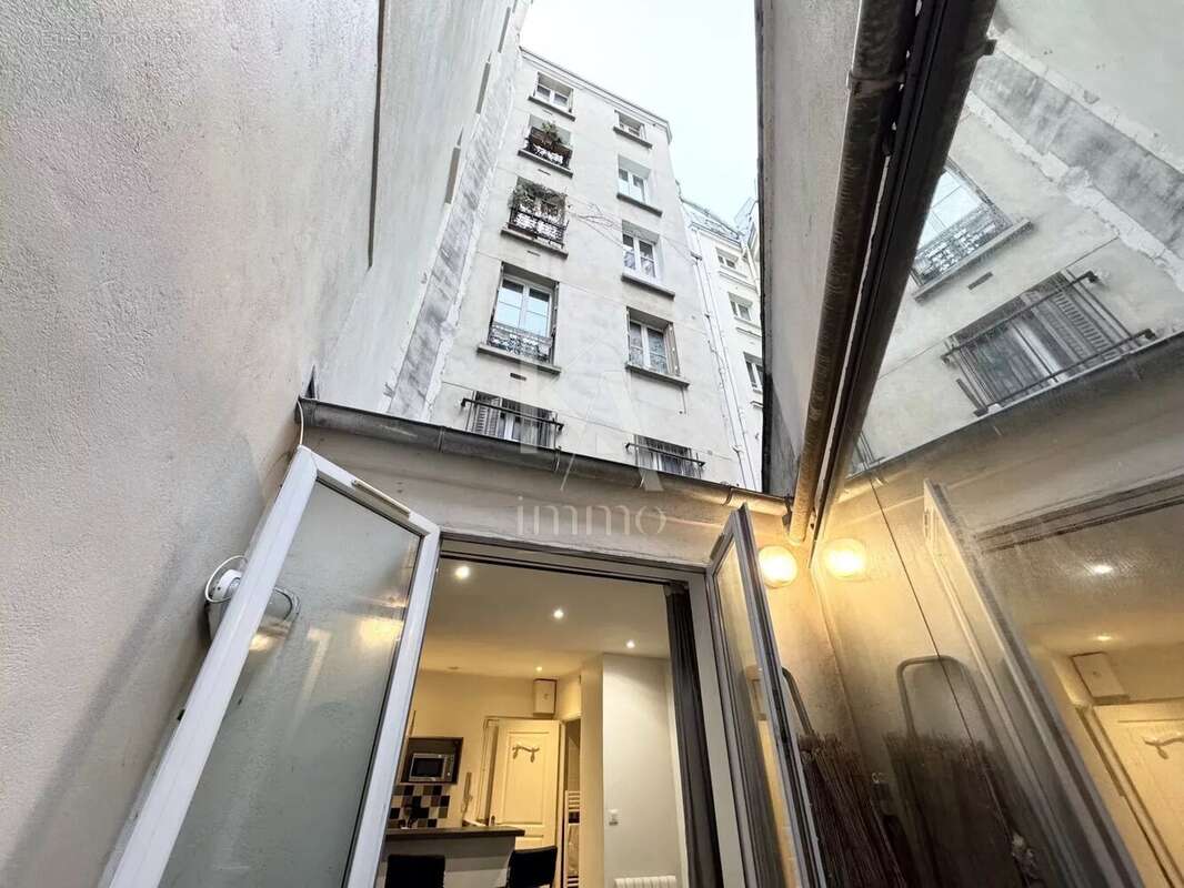 Appartement à PARIS-6E