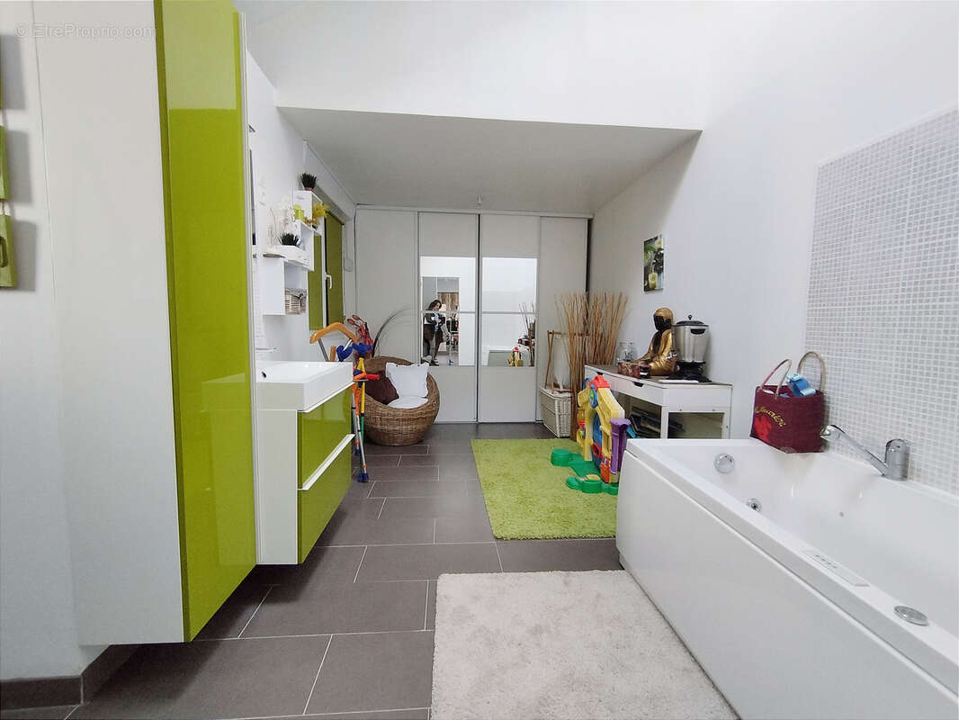 Maison à PONT-SAINT-PIERRE