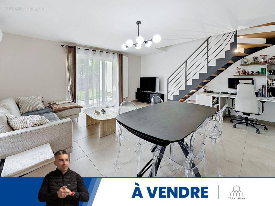 Maison à TERNAY