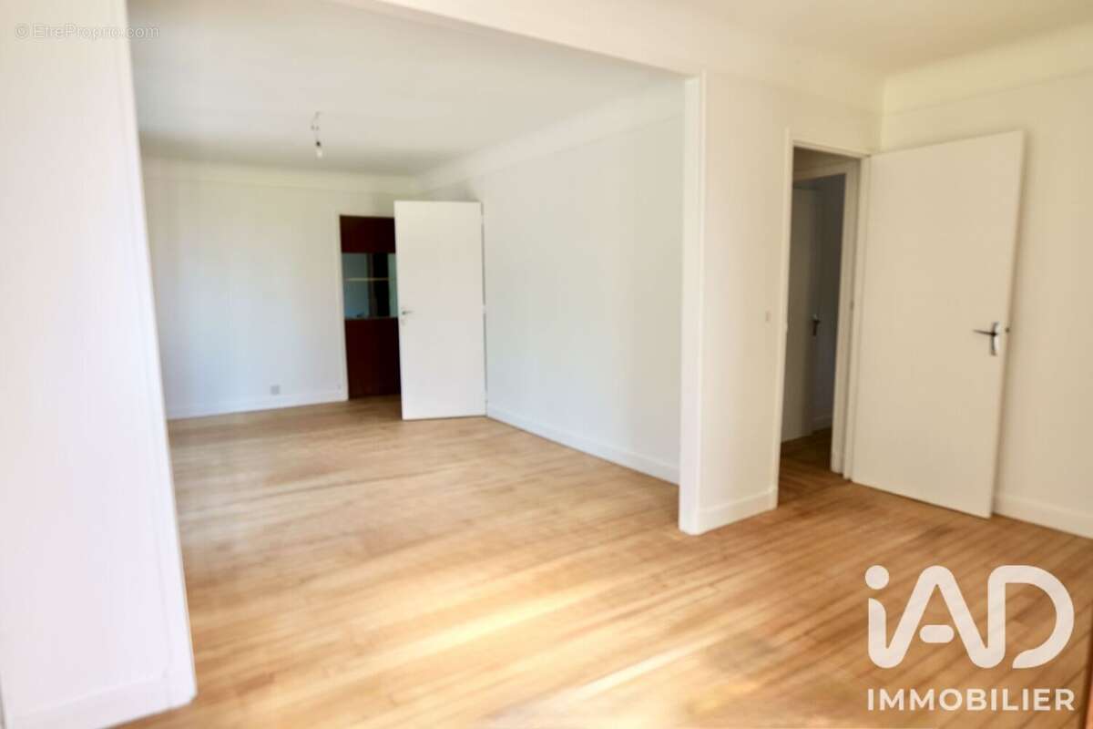 Maison 197 m² à Neuville-Sur-Oise  - photo 3