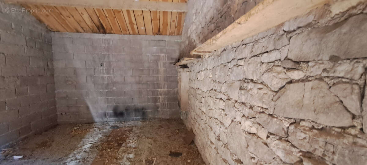 Bâtisse en pierre - photo 16