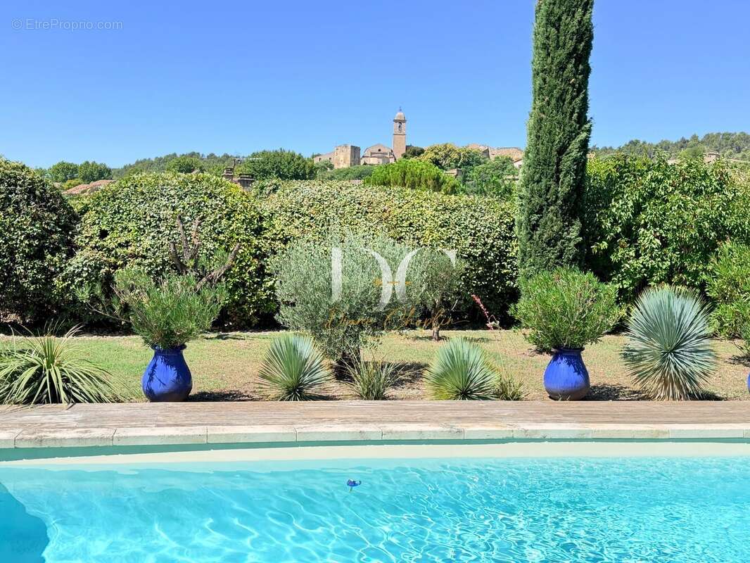 Maison 280 m² à Mormoiron  - photo 3