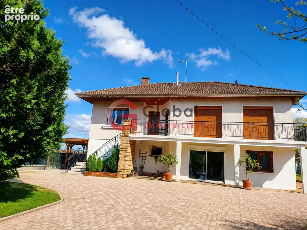 Maison à GRIEGES