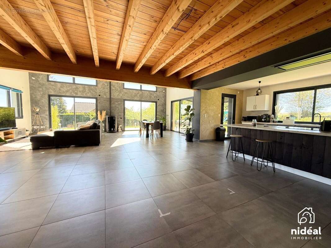 Maison à FERRIERE-LA-GRANDE