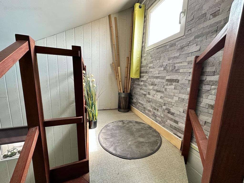 Maison à MORTAGNE-SUR-GIRONDE