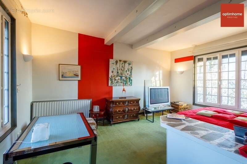 Maison à LA BARRE-EN-OUCHE