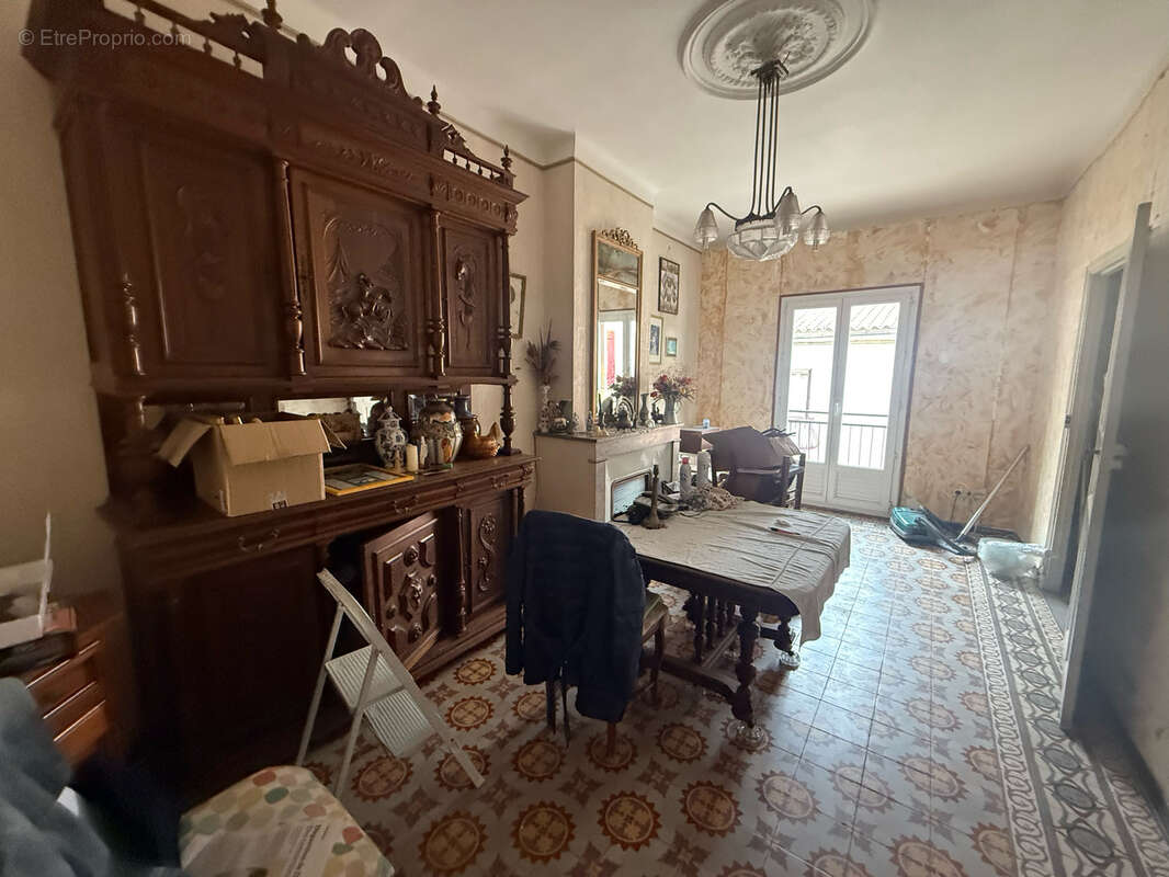 Maison à SAINT-GILLES