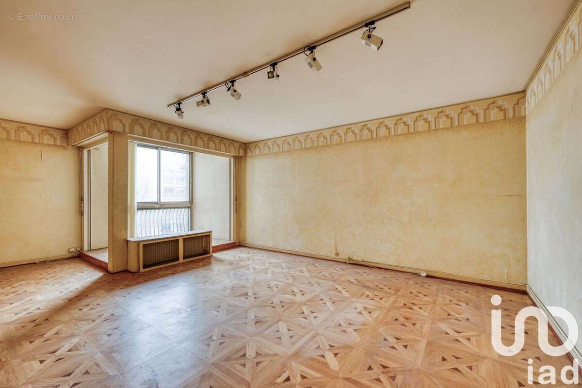 Photo 3 - Appartement à PARIS-18E