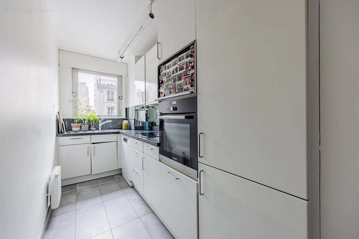 Appartement à PARIS-11E