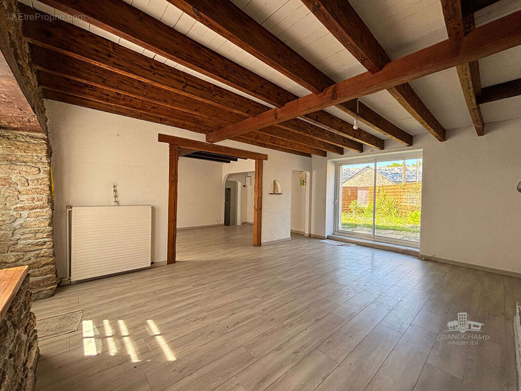 Maison à TREILLIERES