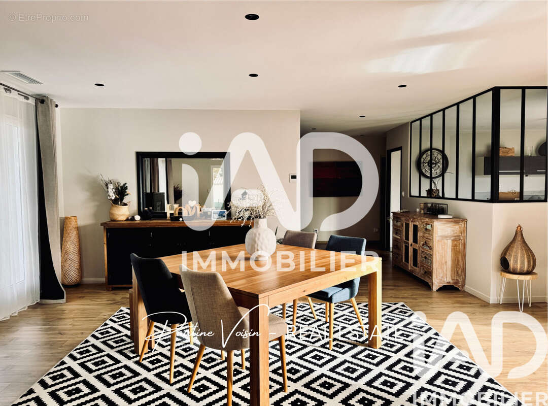 Photo 2 - Maison à LE TAILLAN-MEDOC