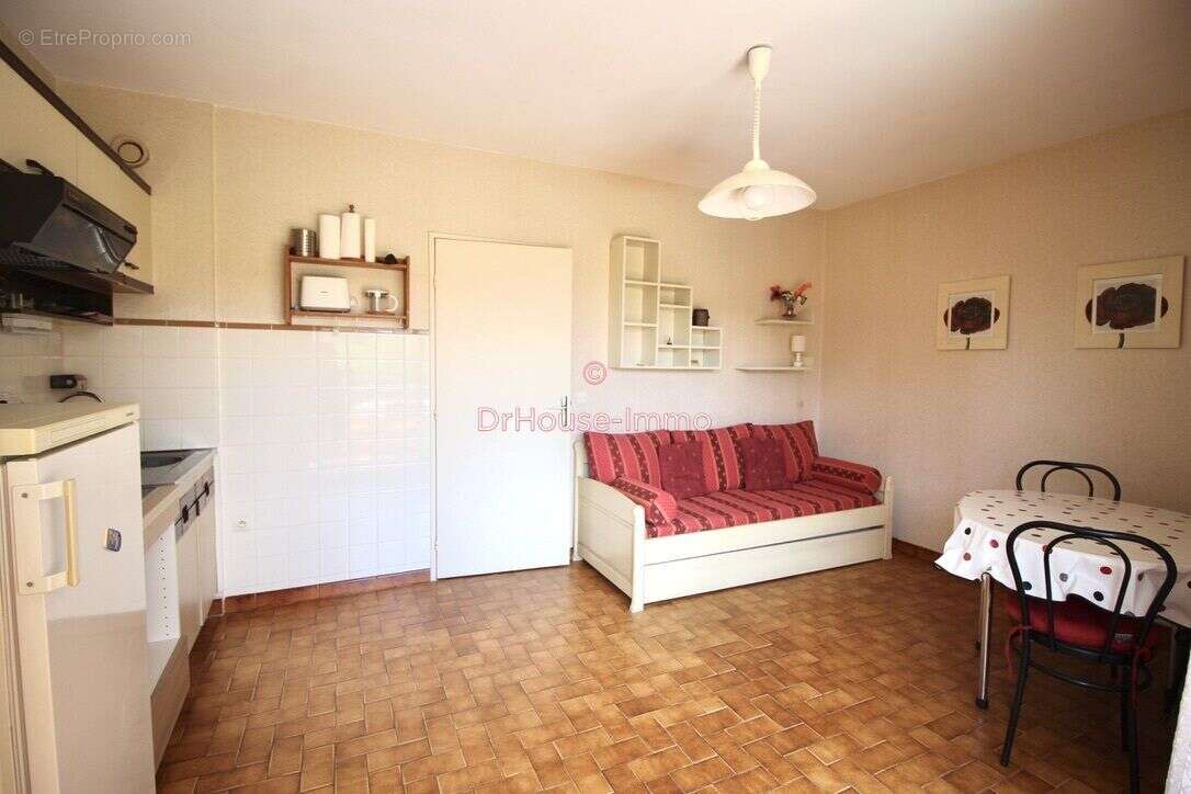 Appartement 28 m² à Cavalaire-Sur-Mer  - photo 3