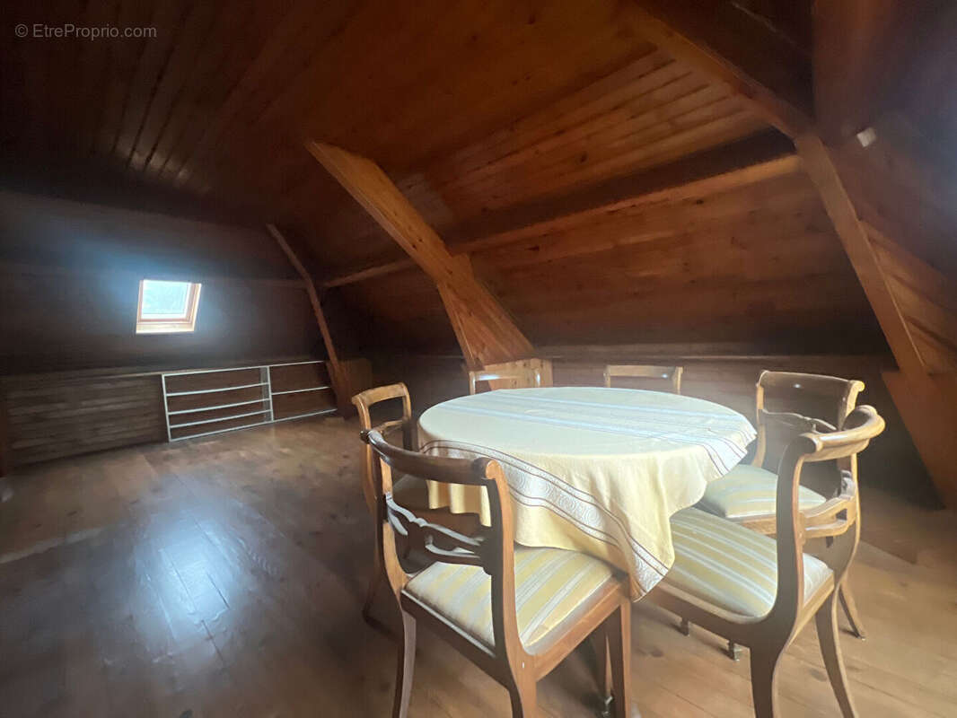 Maison à SARTROUVILLE