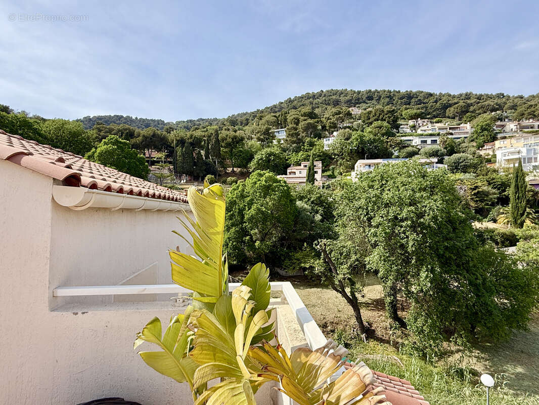 Appartement à ROQUEBRUNE-CAP-MARTIN