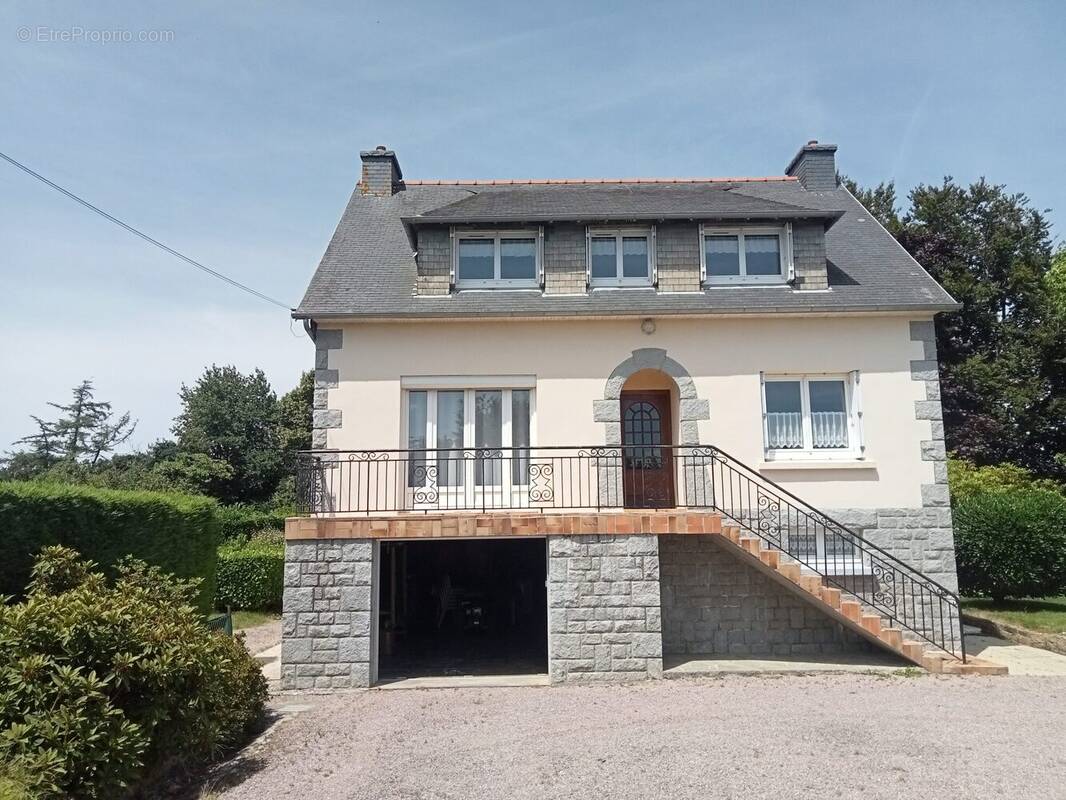 Maison 118 m² à Ploubezre  - photo 2