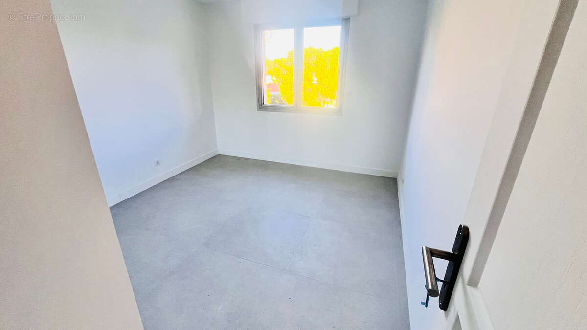 Appartement à CAGNES-SUR-MER