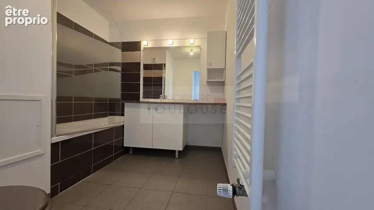 Balma  t2 de 42,28 m² avec grande terrasse de 12 m² et 2 parkings couverts - photo 8