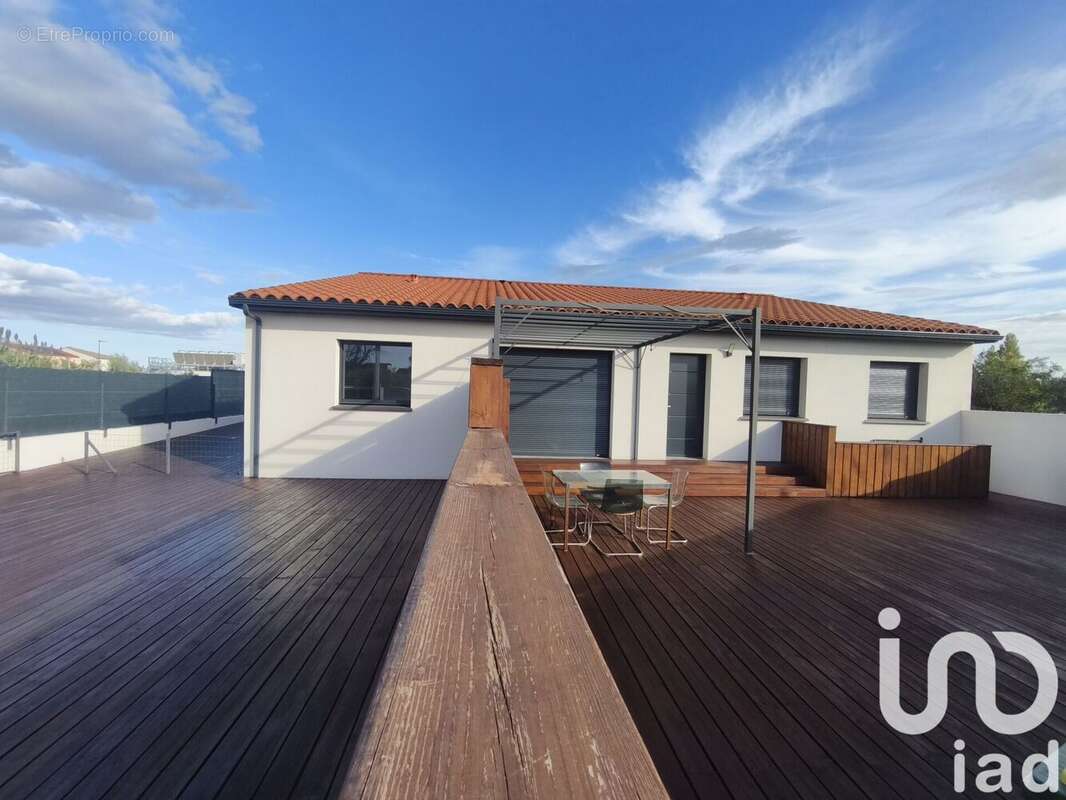 Photo 2 - Maison à PIA