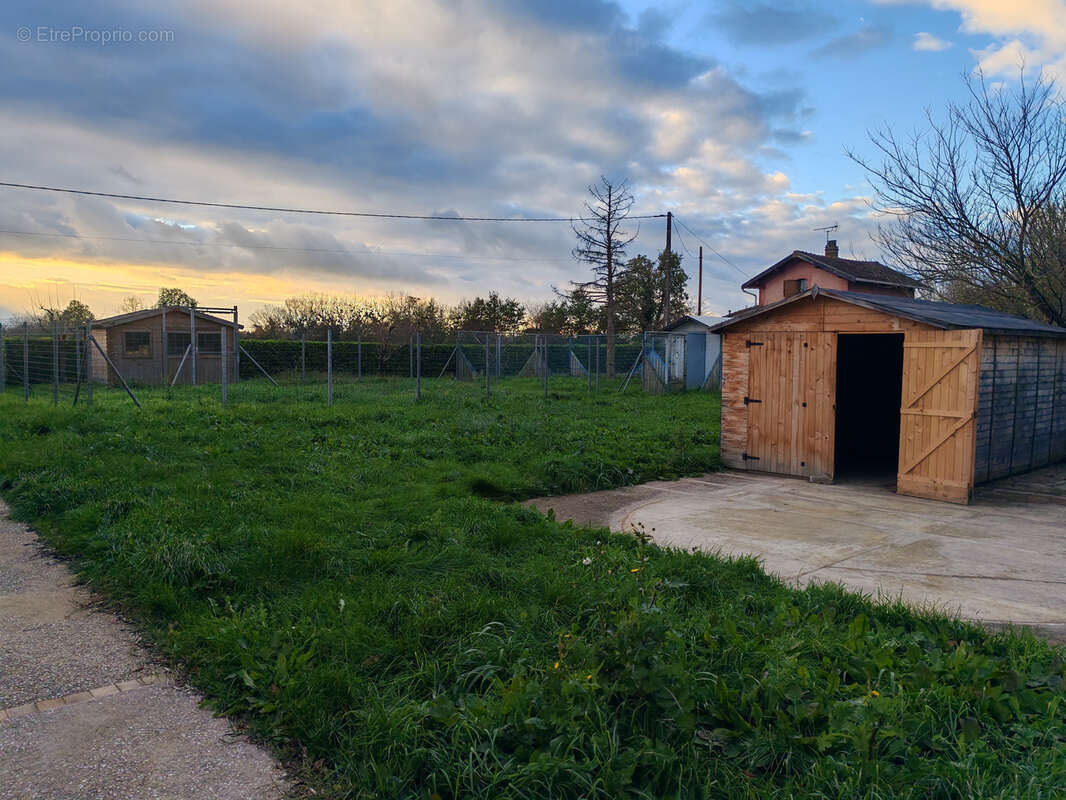 Maison à LISLE-SUR-TARN