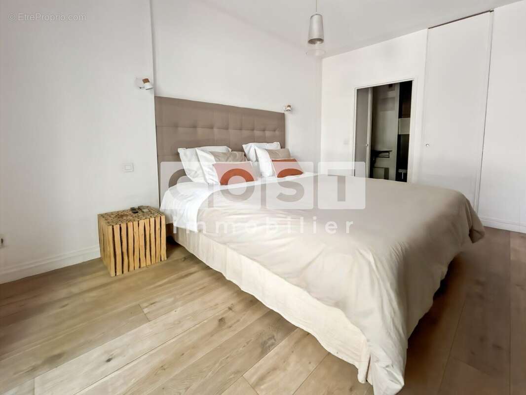 Appartement à COLOMBES