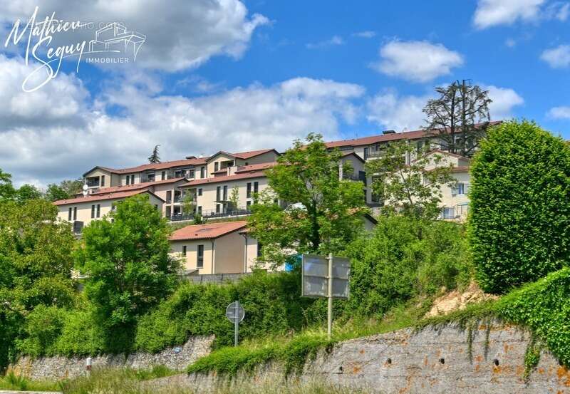 Appartement à THURINS