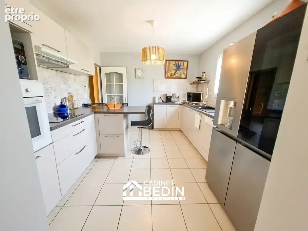 Maison 141 m² à Saint-Sulpice-De-Pommiers  - photo 9