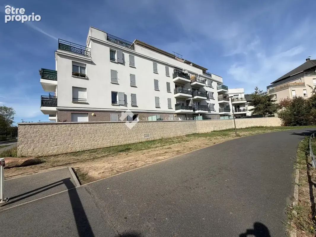 Photo Appartement à Savigny-Le-Temple au prix de 192 300€