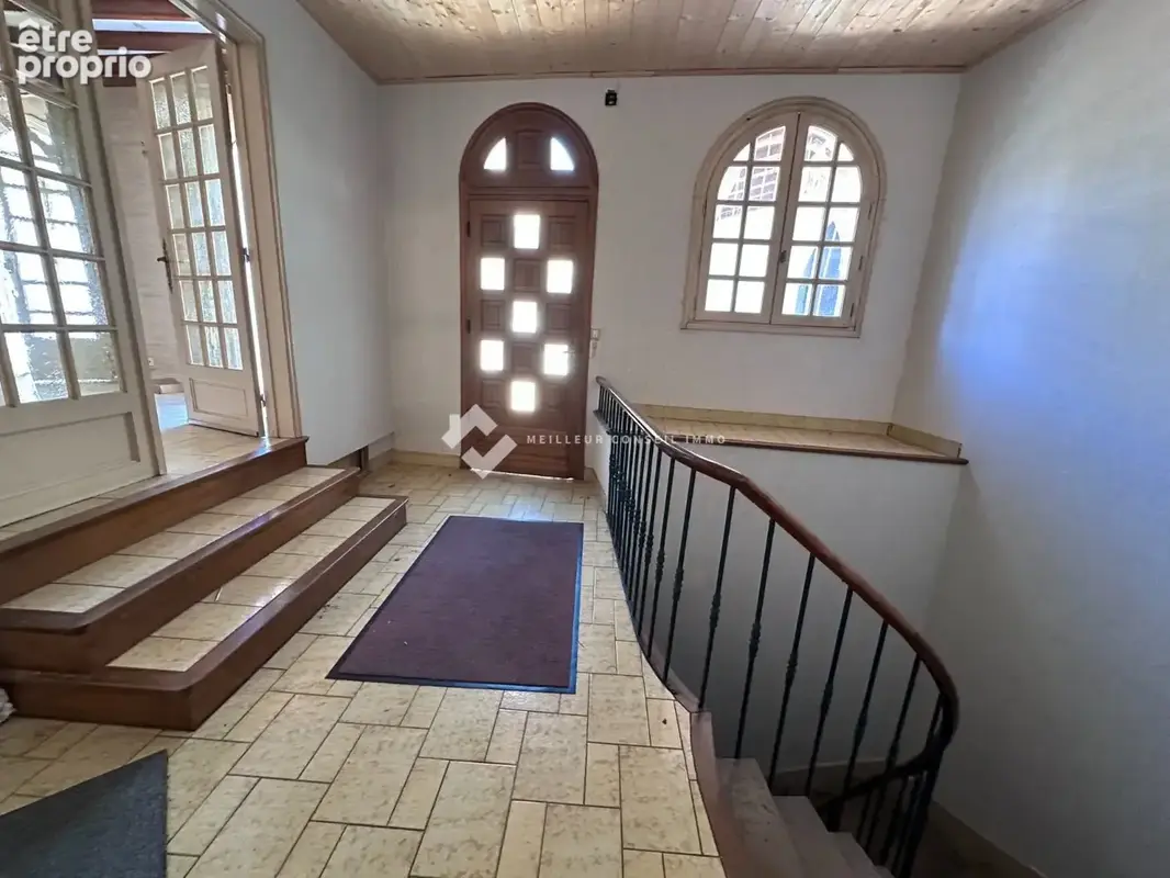 Appartement 243 m² à vendre à La Monnerie-Le-Montel (63650) - photo 9