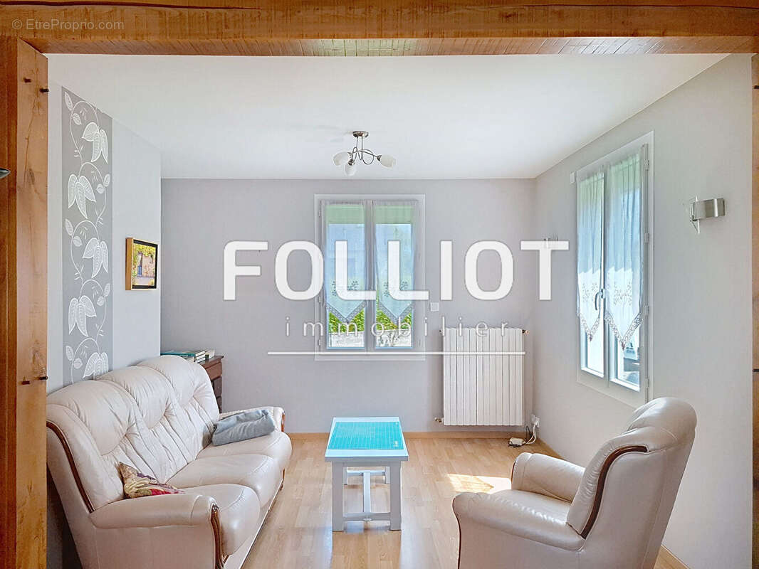 A VENDRE - LA HAYE DU PUITS (50250) - Maison (103m²) avec terrain - photo 2