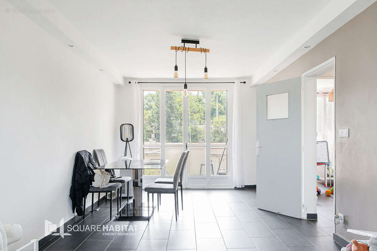 Appartement à MARSEILLE-13E