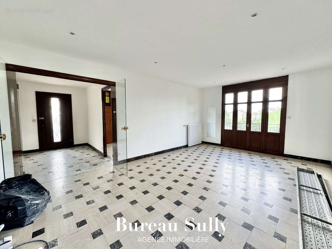 Maison à SAINT-PRIEST