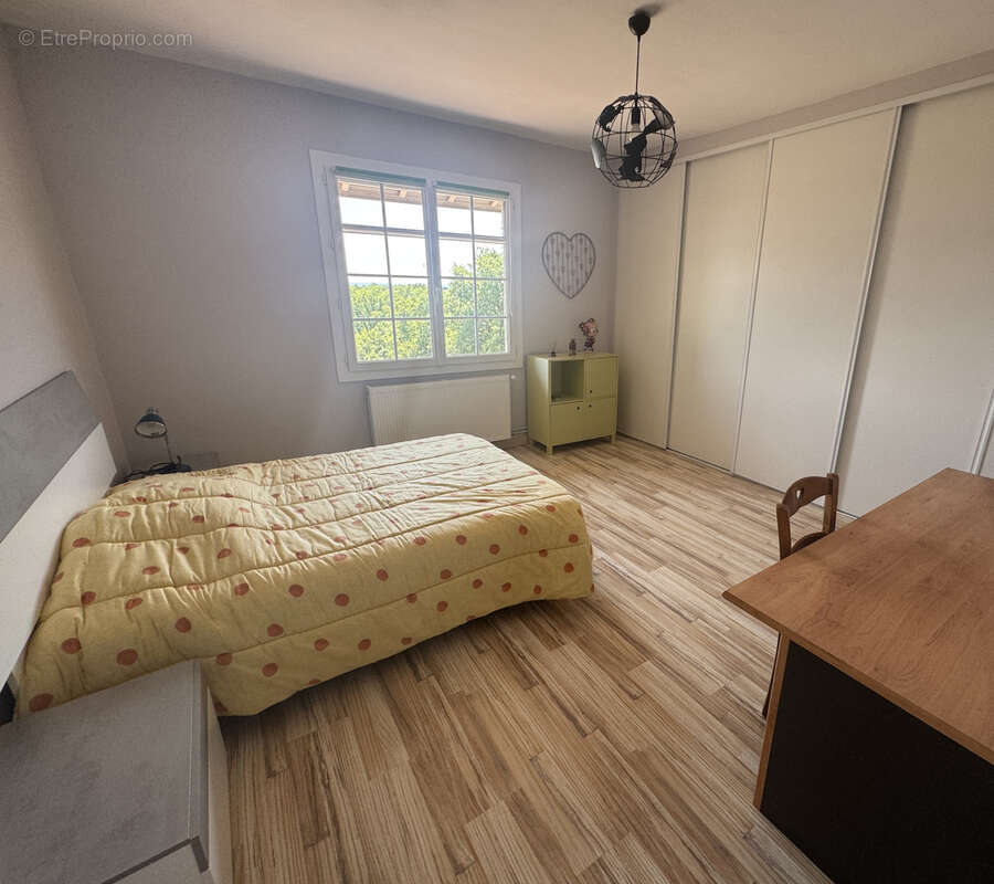 Propriété d'exception 203 m2 & Dépendances de 215 m2 - photo 14