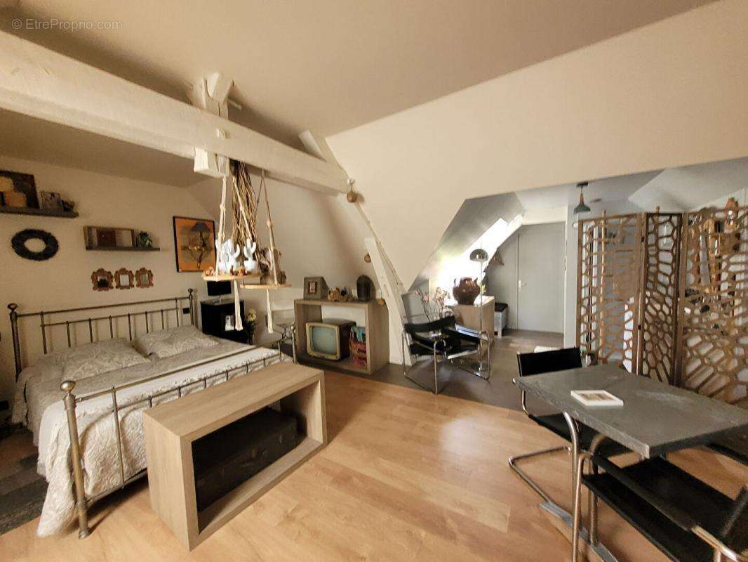 Maison à BLAISON-GOHIER