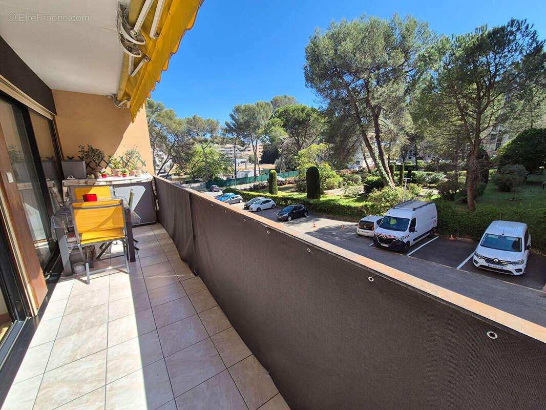 Appartement à LE CANNET