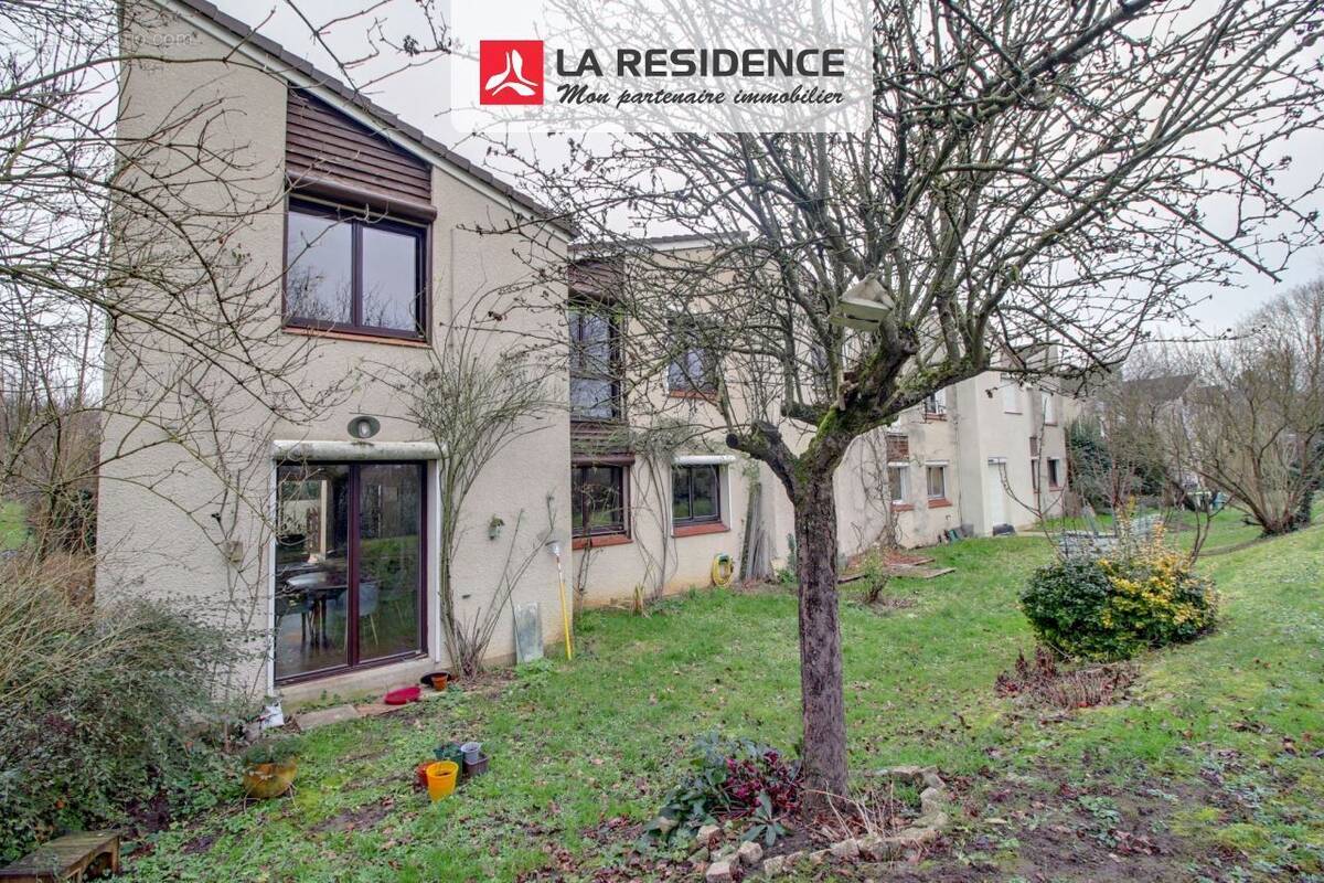 Maison 159 m² à Cergy  - photo 1