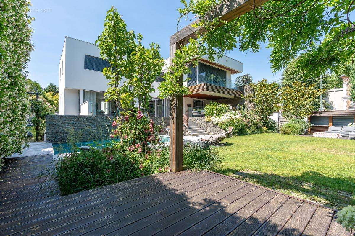 Maison à SAINT-MAUR-DES-FOSSES