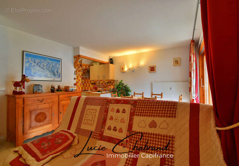 Appartement à CEILLAC