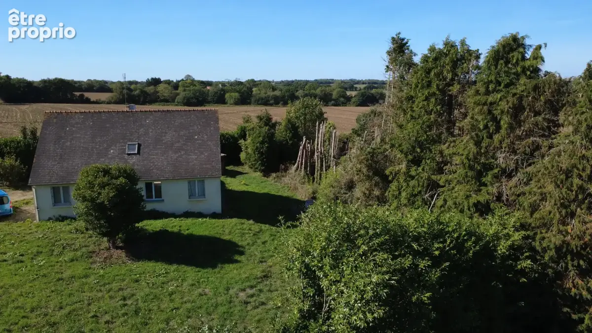 PLEYBER-CHRIST. Maison de 130 m² sans vis-à-vis, belle vue, terrain de 2 858 m² et atelier. Morlaix à 10 min. - photo 6