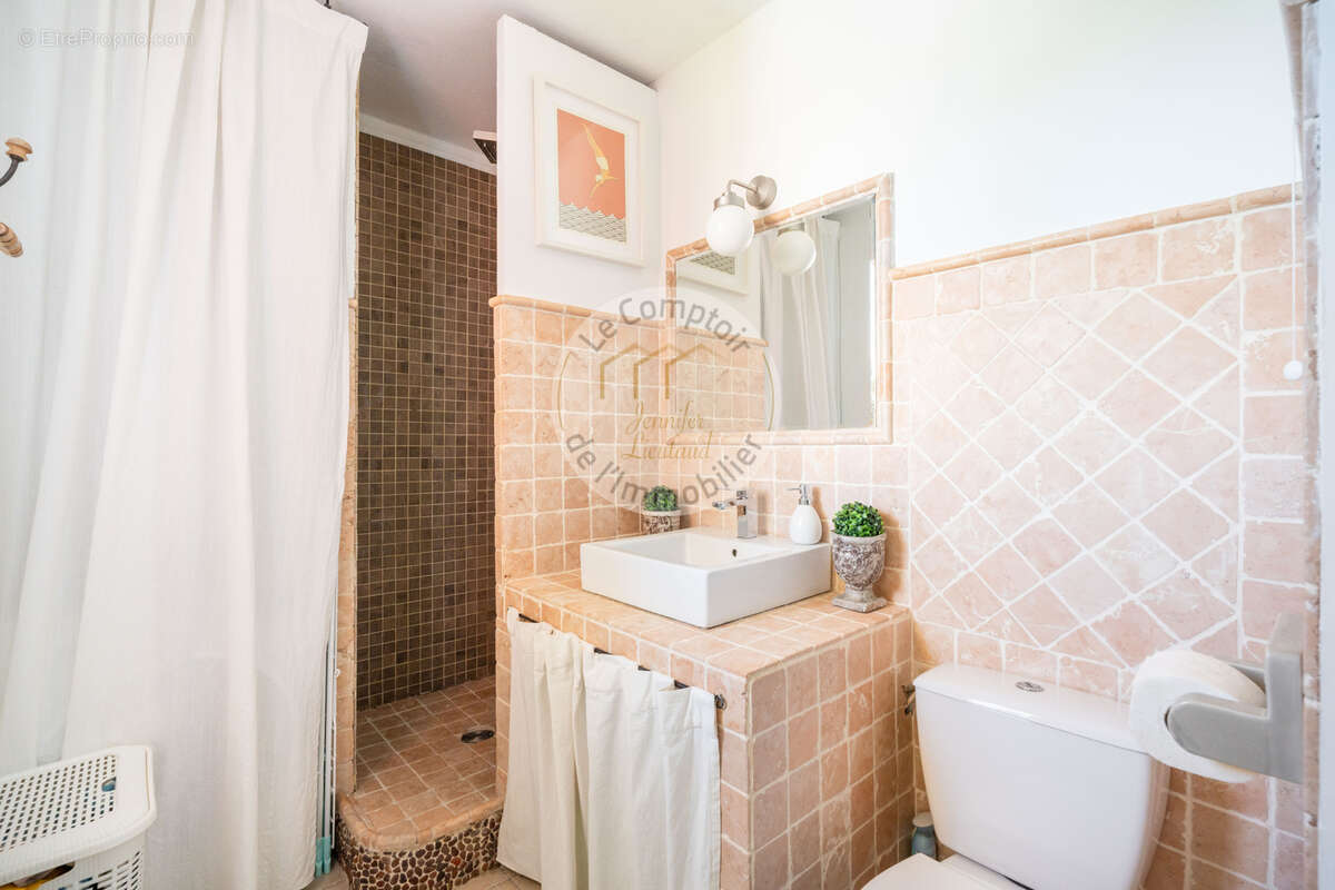 Appartement à MARSEILLE-9E