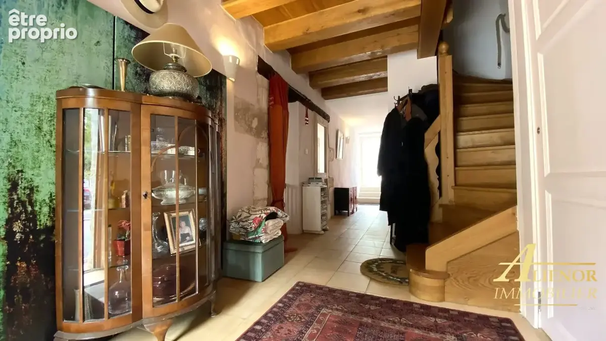 Maison de caractère en pierre avec grange - Bourdeilles 24310 - photo 3