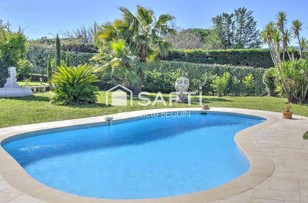 Photo 2 - Maison à MOUANS-SARTOUX