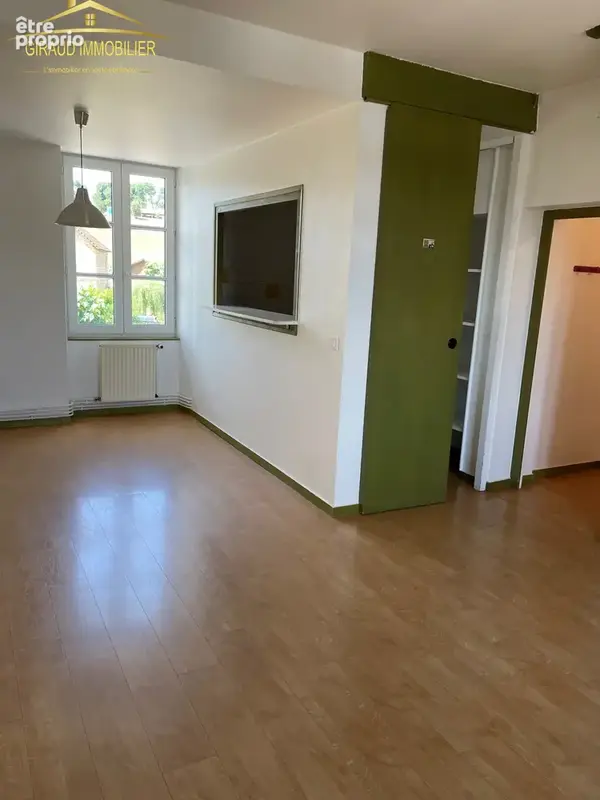 Appartement à CHARLIEU