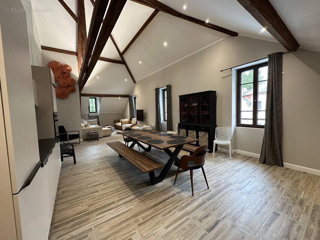 Appartement à AIX-LES-BAINS