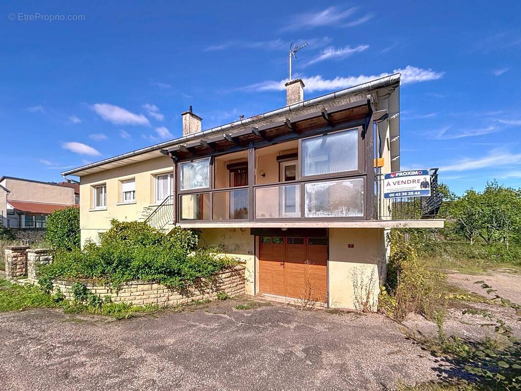 Maison à NEUREY-EN-VAUX