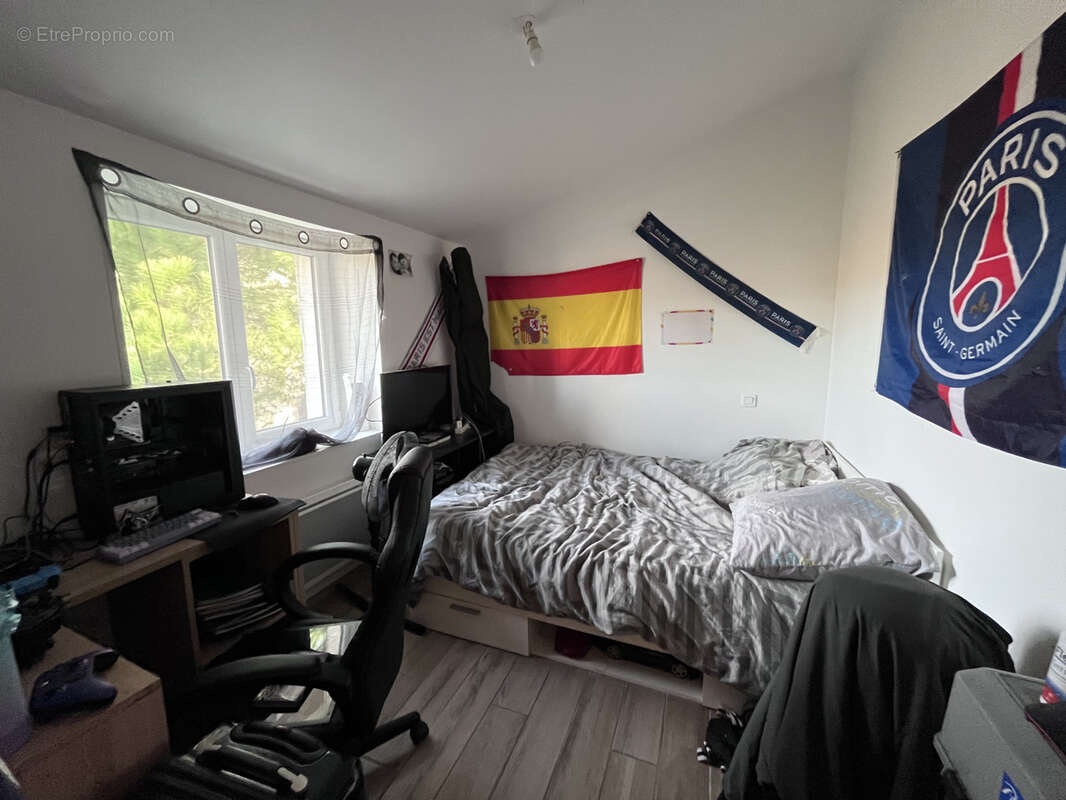 Maison à SAINT-SIGISMOND-DE-CLERMONT